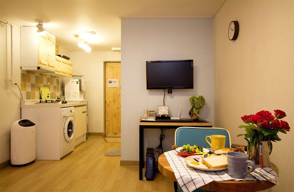 Travelers Planet Studio Type Hostel 首爾 外观 照片